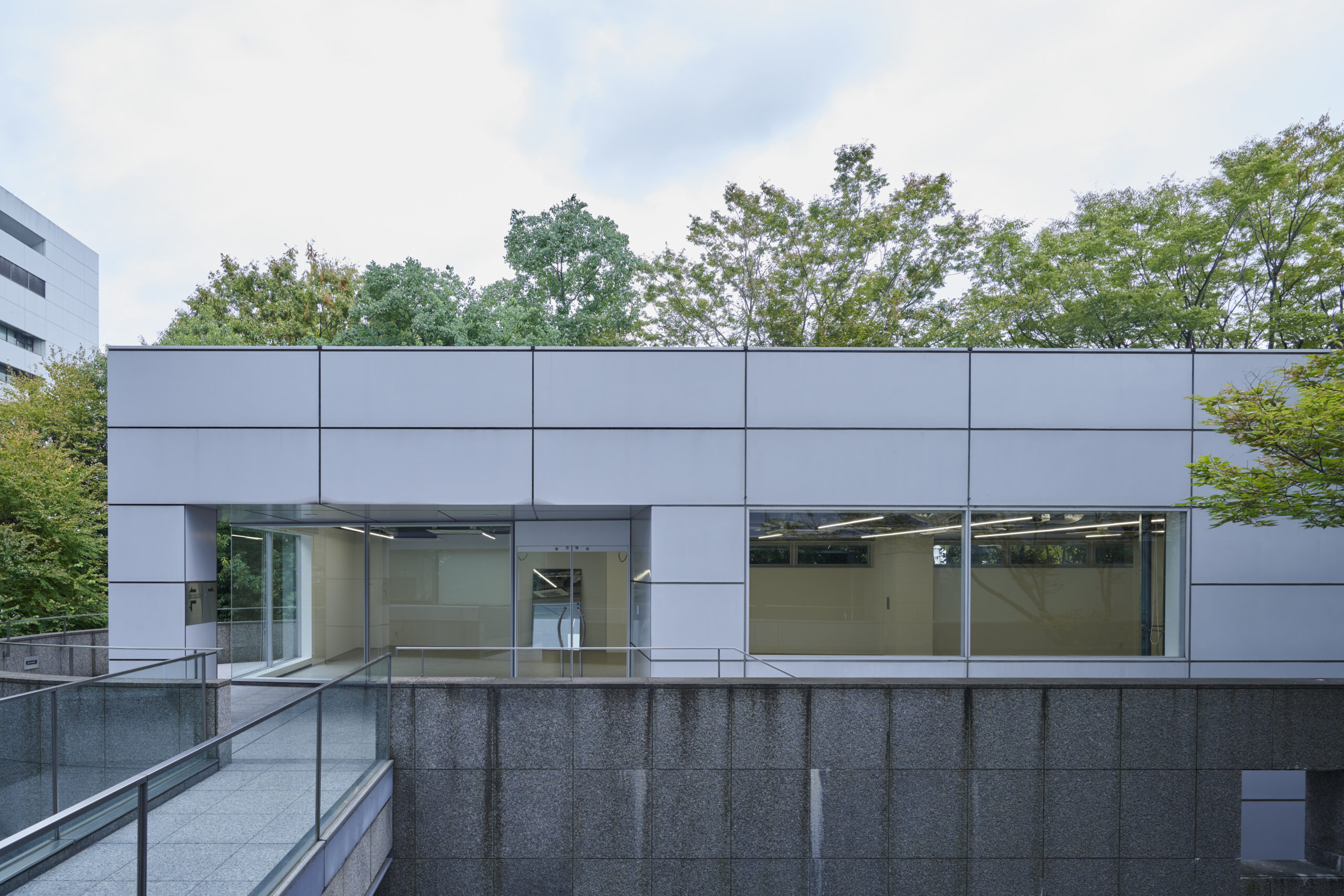 HIROO GALLERY